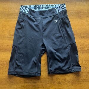 Gymshark bike shorts women’s‎ size M